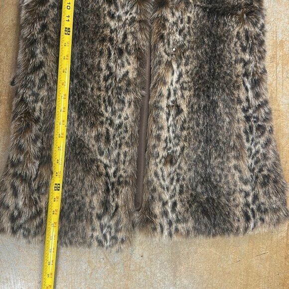 Agua by Agua Bendita Faux Fur Vest s - Picture 6 of 6